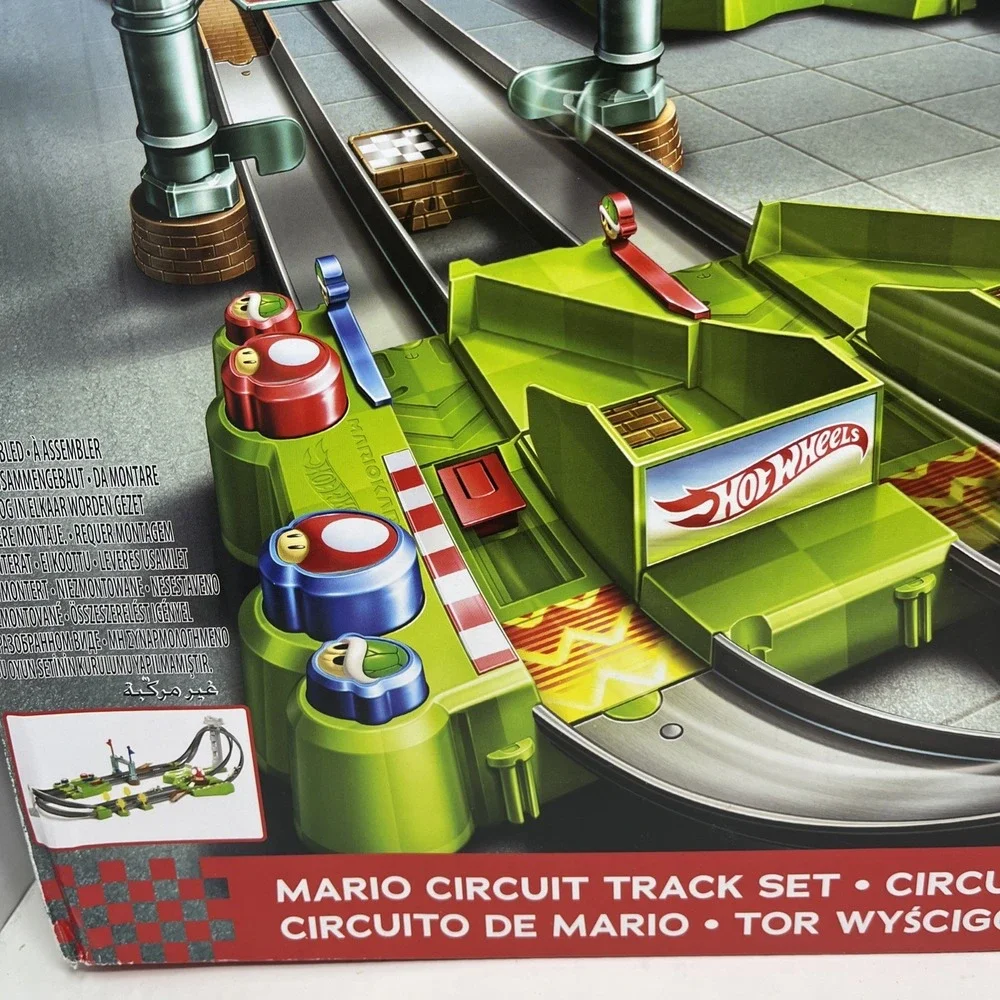 Hot Wheels Mario Kart Mario Circuit Track Set New Sealed